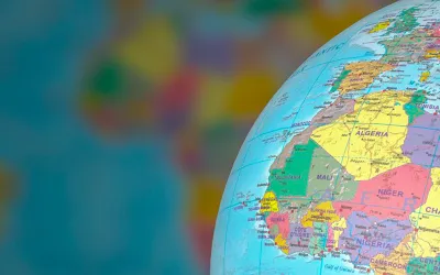 Bola del mundo donde se pueden encontrar los países mas seguros del mundo