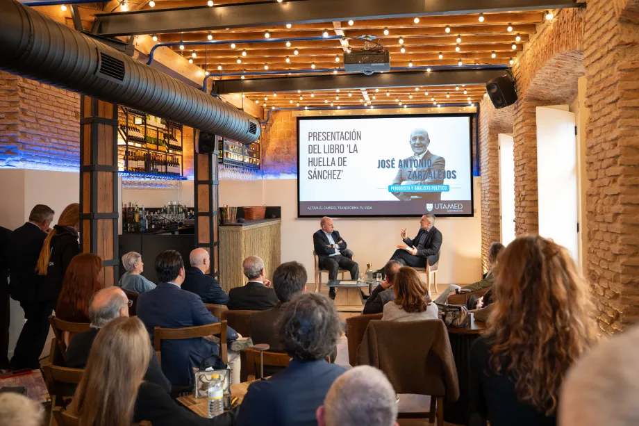 José Antonio Zarzalejos en la presentación de su libro ‘La Huella de Sánchez’