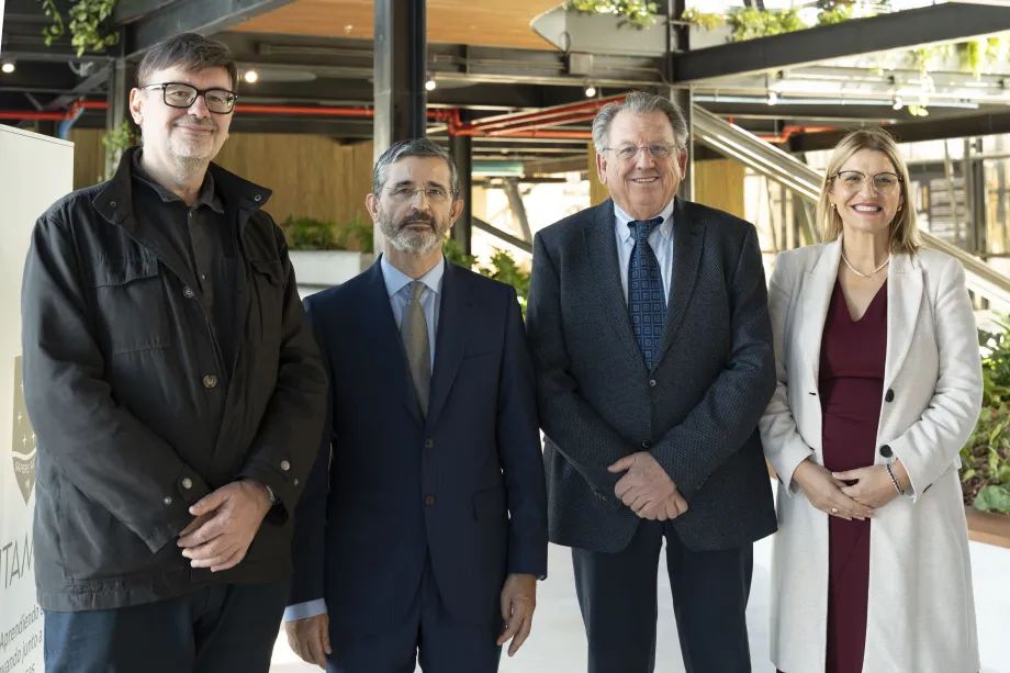 Visita del director de ACCUA en UTAMED