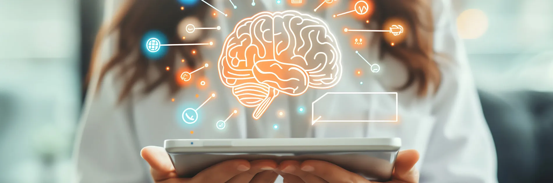 Cerebro sobre una tablet representando el neuromarketing 