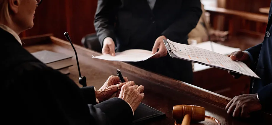 Procurador durante un proceso judicial