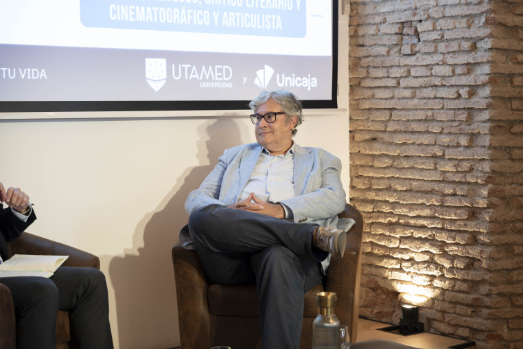 Juan Manuel de Prada en Ágora UTAMED Universidad
