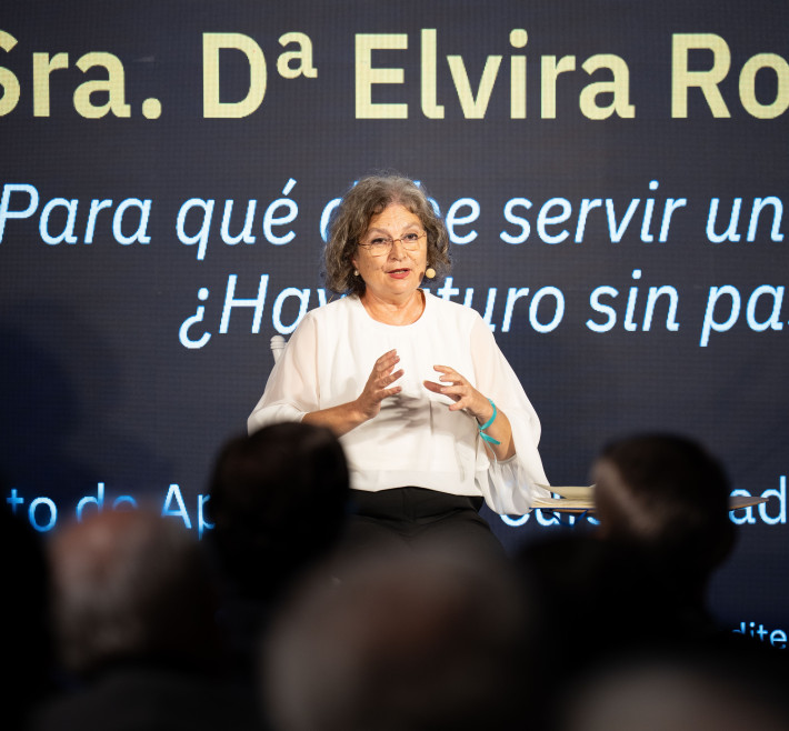 Elvira Roca