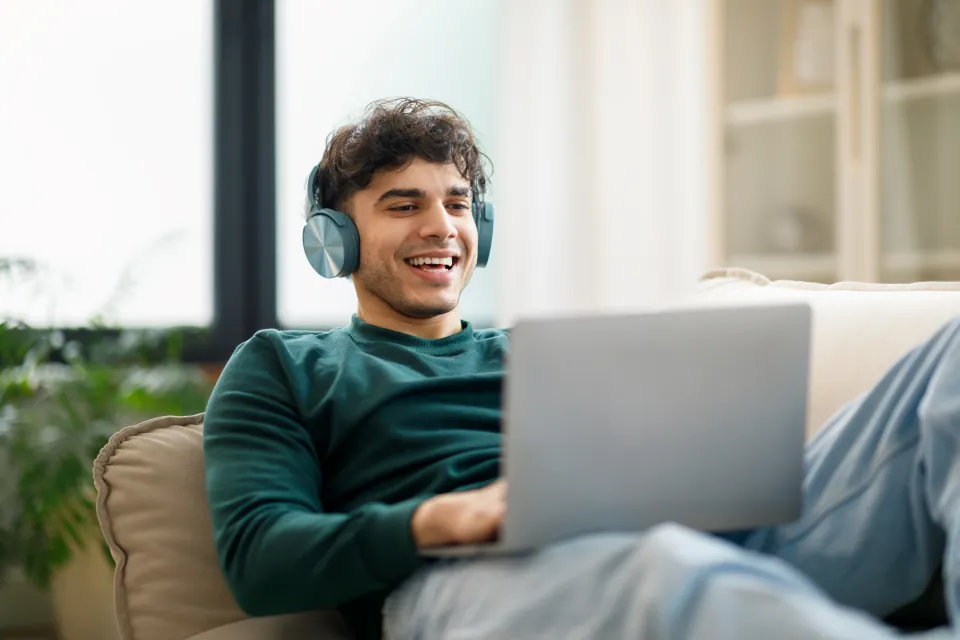 Estudiante de un Grado Medio online en UTAMED