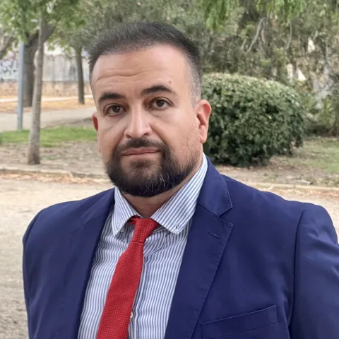 Iván Palomares
