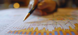 Revisión de gráfico de la diferencia entre microeconomia y macroeconomia